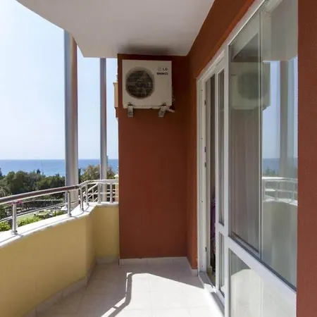 Apartament Turkilmayz In Mahmutlar 2 + 1 Alanya